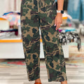 Gréng Camouflage-Print Zuchschnouer-Patch Täsch-Barrel Jeans - Foto 1