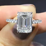 5 Carat Moissanite Side Stone Ring | Redblad 18K Solid Gold & Certified Diamond Rings