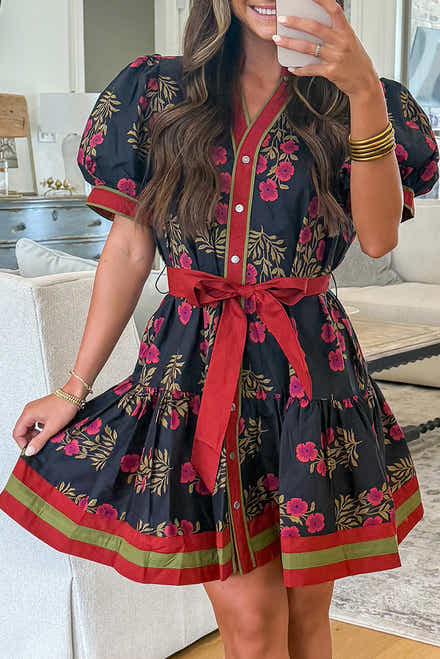 Black Retro Floral Print Button Down Belted Short Puff Sleeve Mini Dress - Damesmode Afbeelding 1