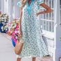 Himmelblaues, niedliches Sonnenblumenmuster, gestreiftes, patchworkartiges Rand, langes Kleid mit flatternden Ärmeln
