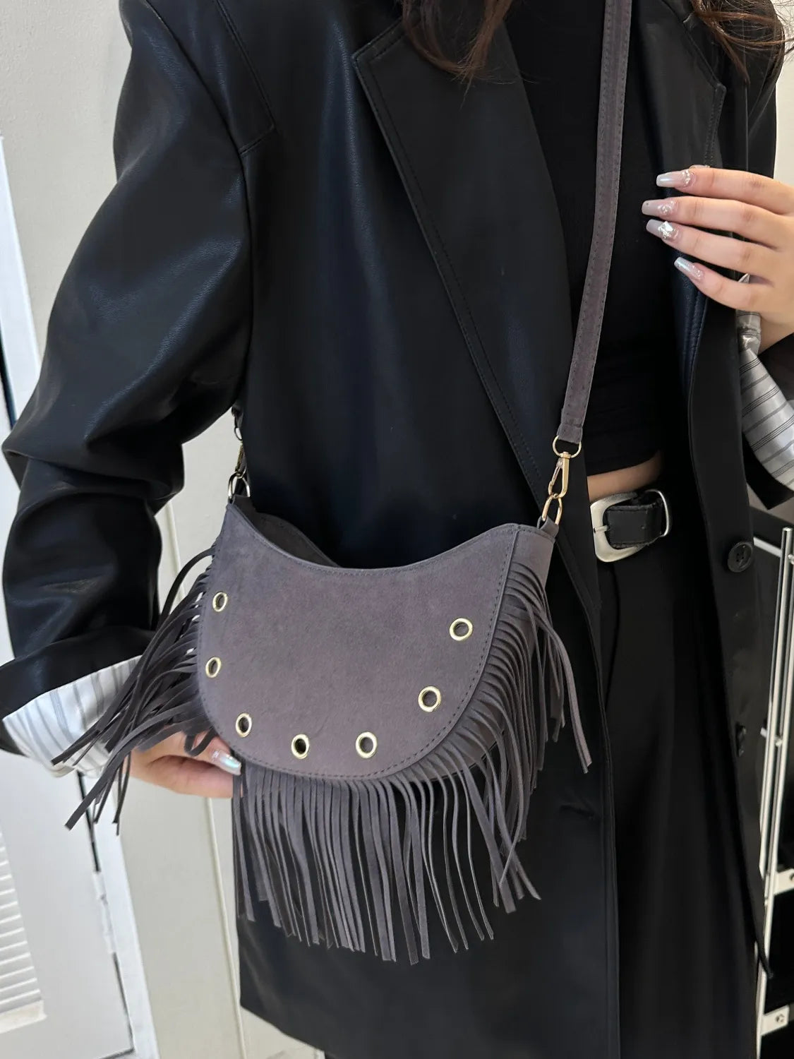 Fringe Solid Color Shoulder Bag - Luxe Damesmode & Kleding Collectie | Redblad Nederland