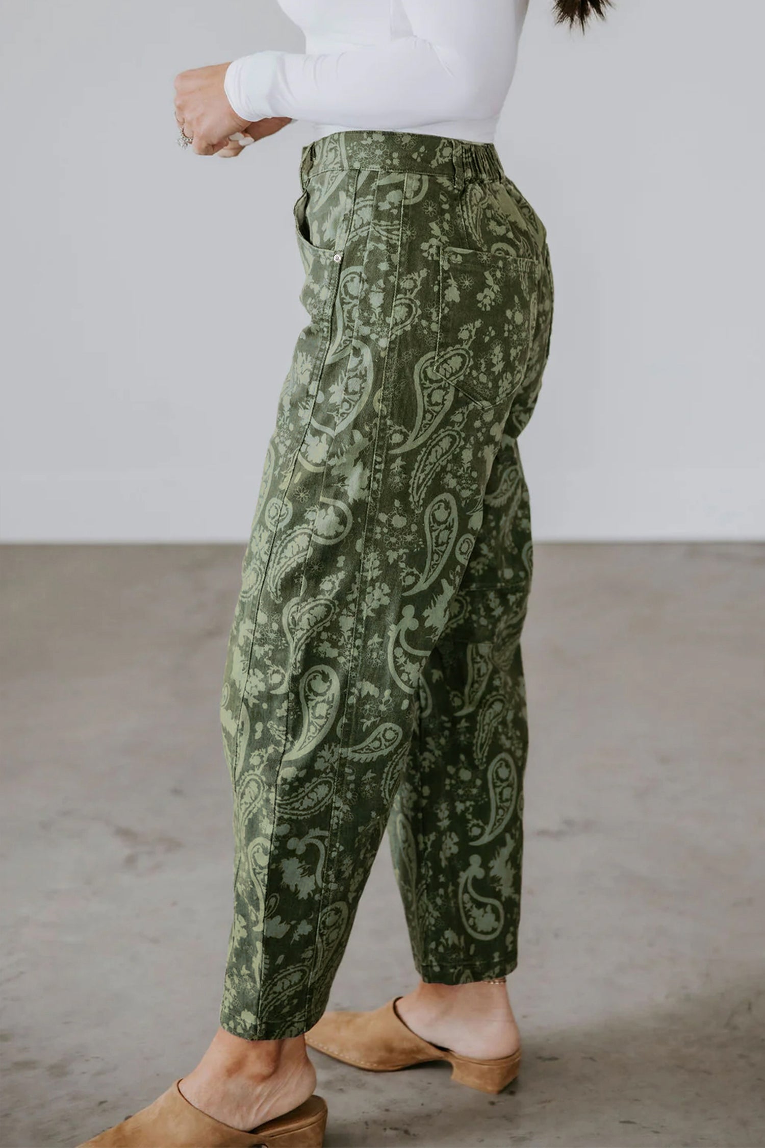 Pantaloni in jeans Harem con stampa paisley verde