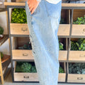 Beau Blue Flower Patched Light Wash Cropped High Waist Barrel Jeans - Damesmode Afbeelding 2 - Foto 2