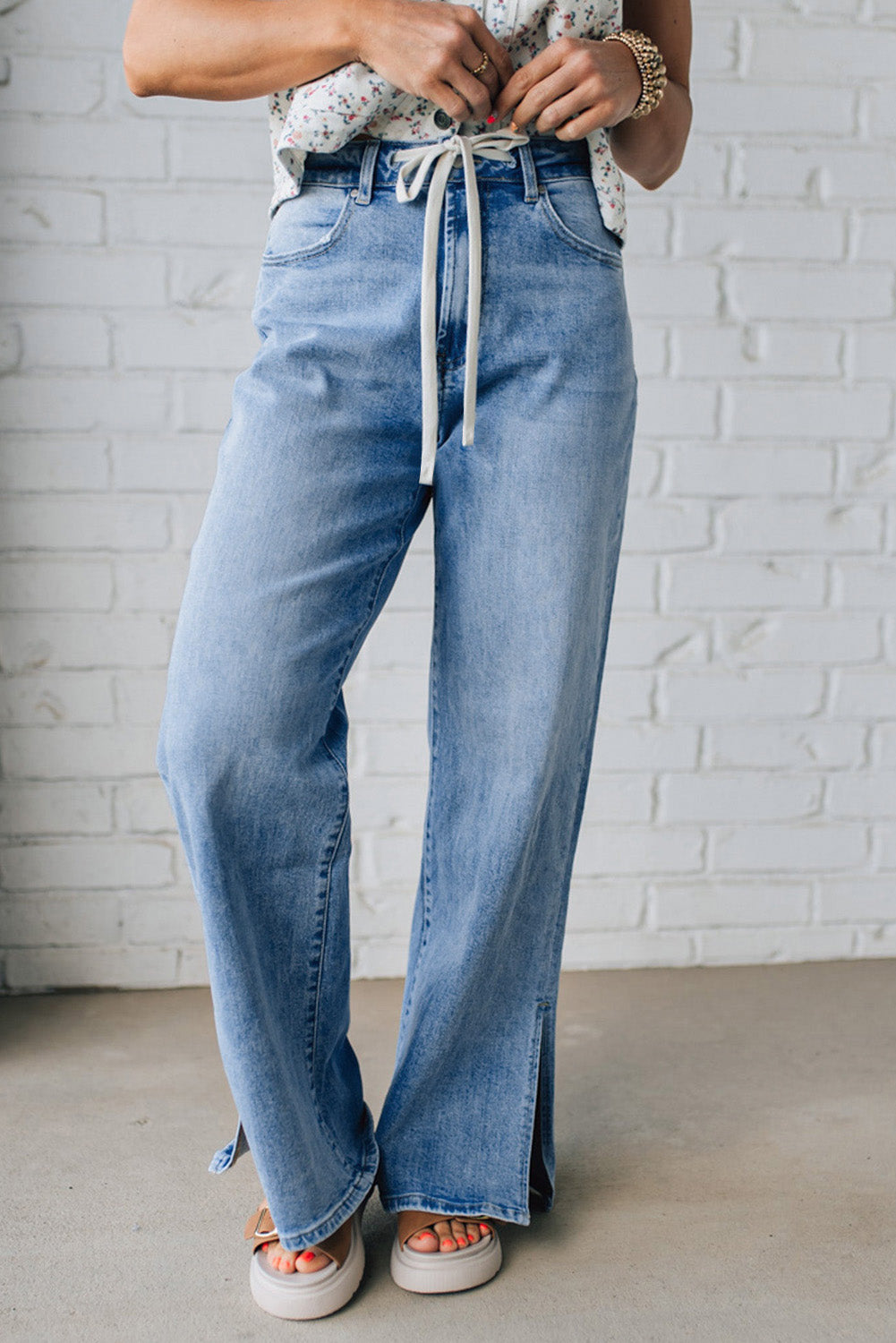Jeans casuais com cordão de cinturão Myosotis Slit Leg