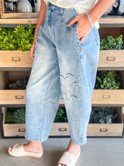 Beau Blue Flower Patched Light Wash Cropped High Waist Barrel Jeans - Damesmode Afbeelding 3 - Miniatuur