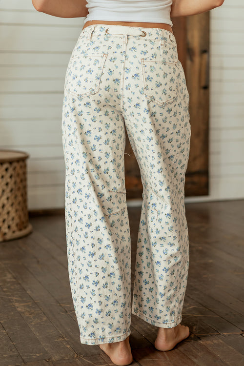 Beige Bühnen-Knoten-Taille-Floral-Barrel-Leg-Jeans - Detail
