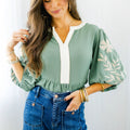 Smoke Green Color Block Patchwork V Neck Embroidered Puff Sleeve Babydoll Blouse - Foto 3