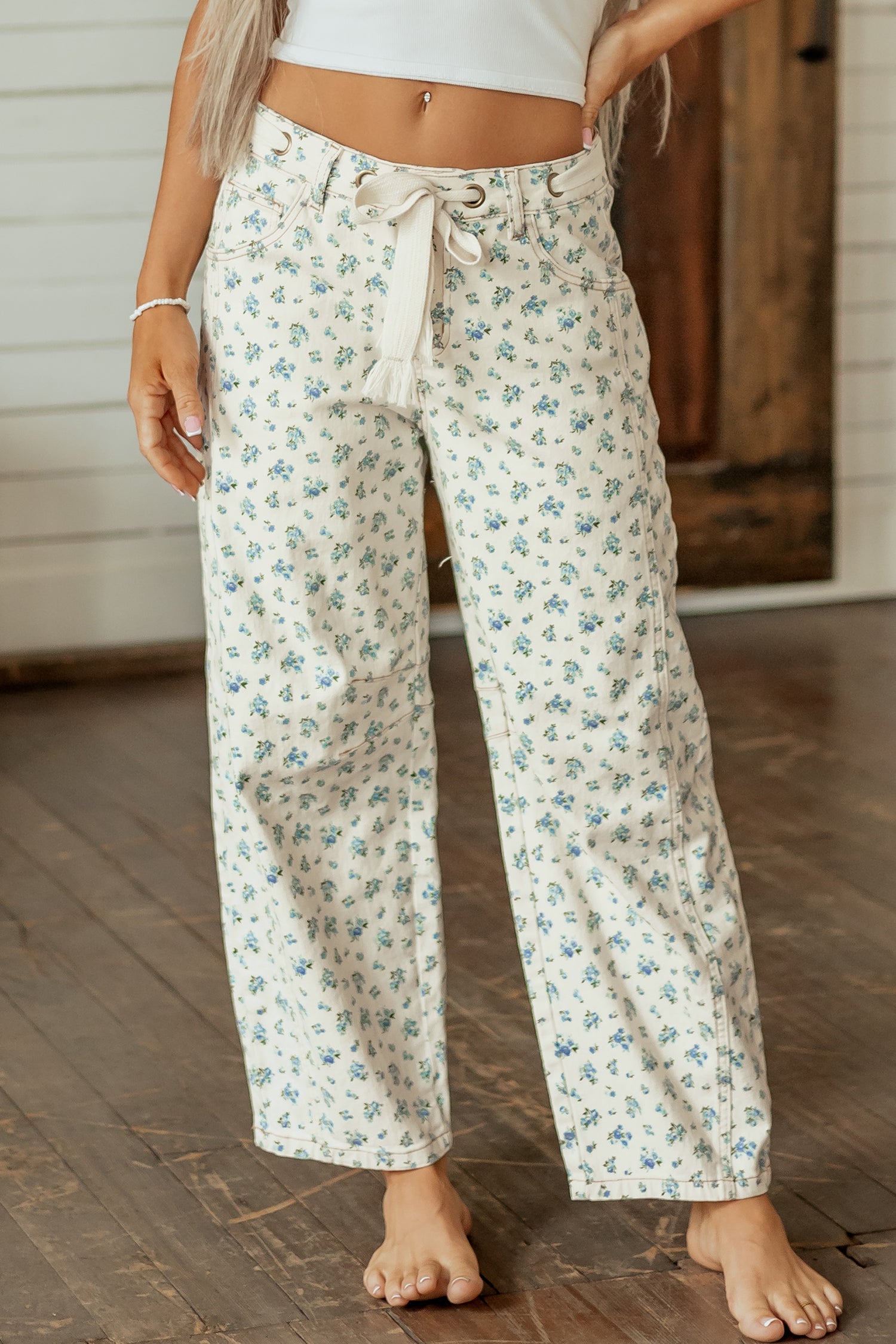Beige Grommet Knot Waist Floral Barrel Leg Jeans - Damesmode Afbeelding 4