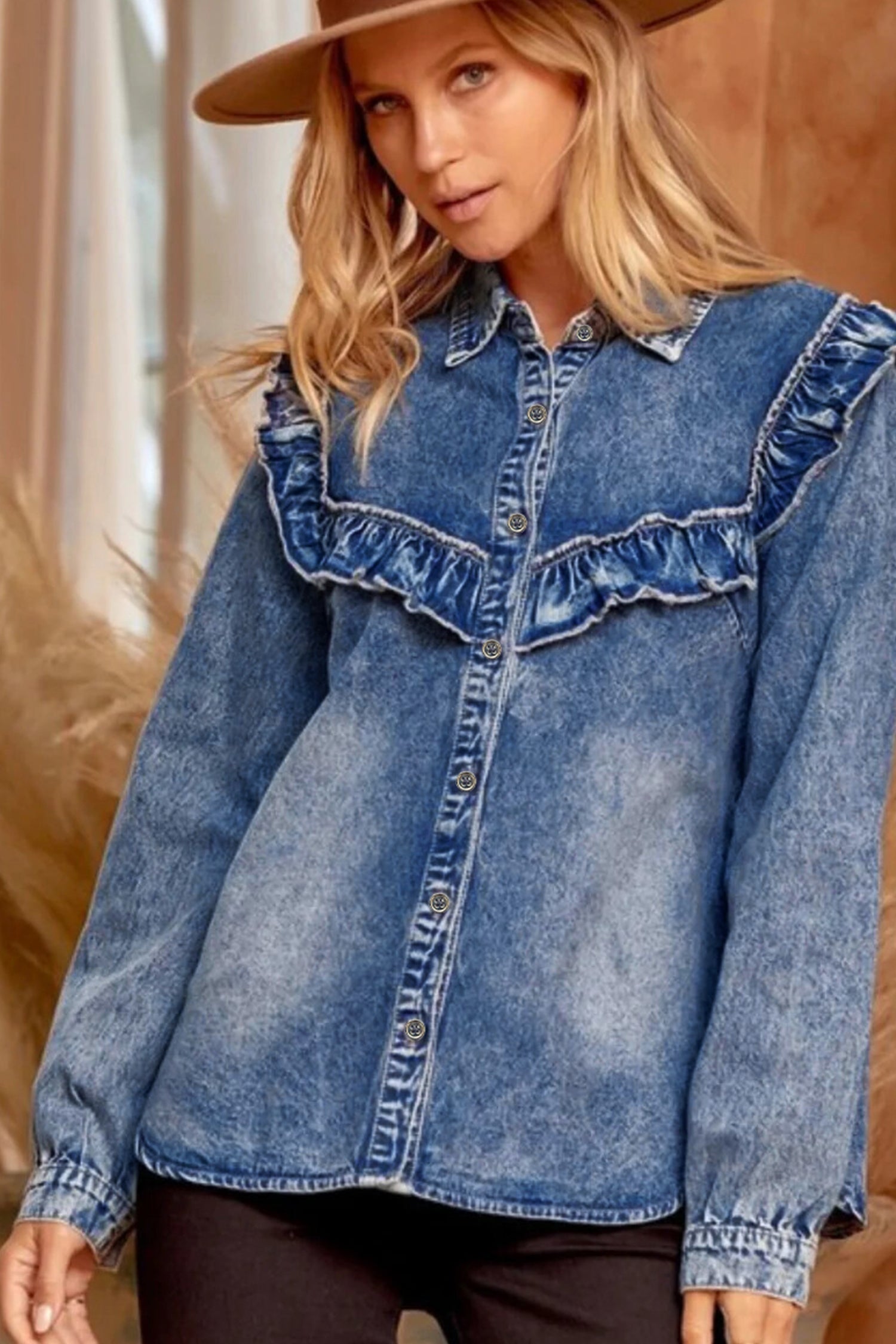 Dusk Blue Vintage Wash Denim Rüschen-Detail Hemd mit Knöpfen