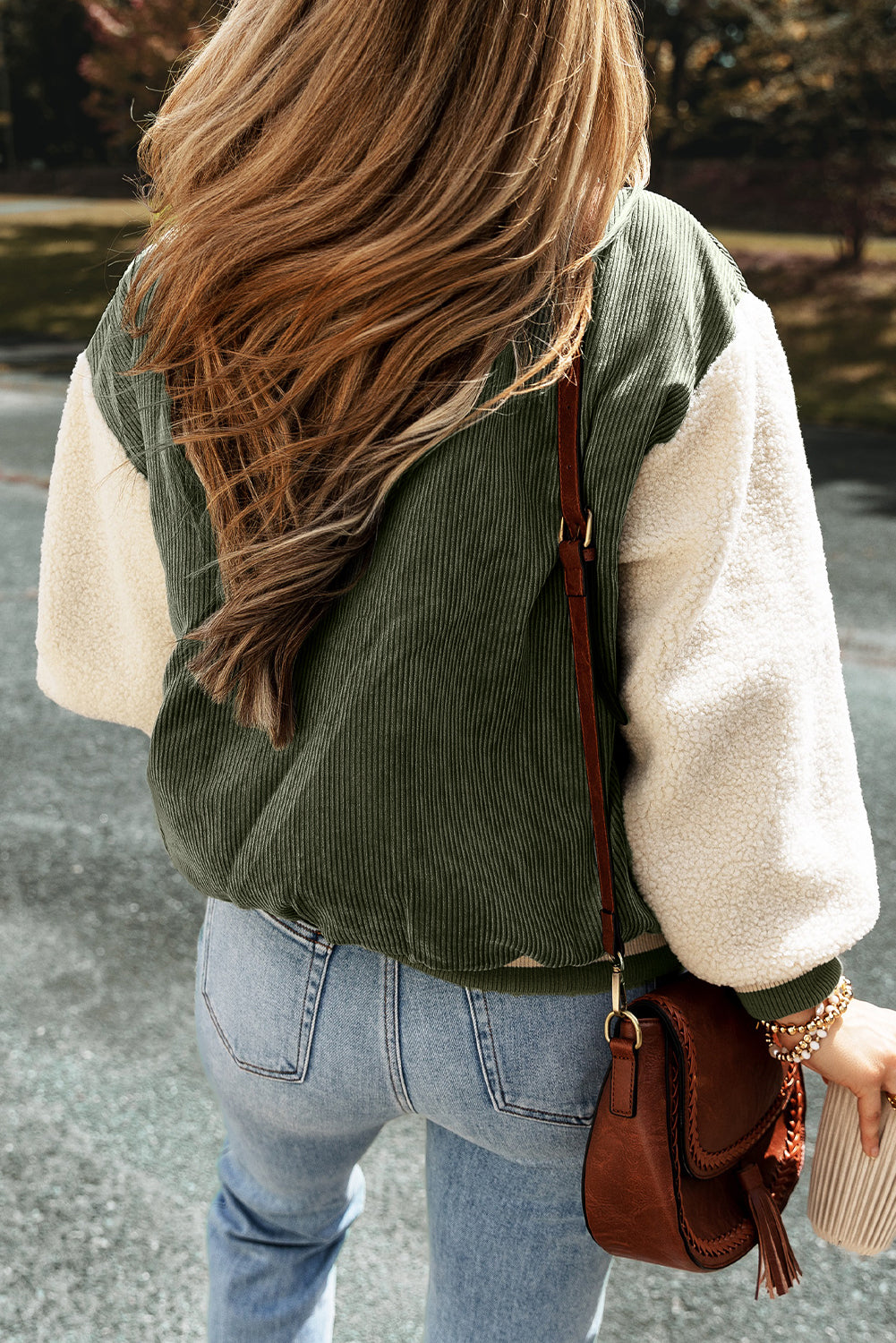 Nebelgrüne Cord-Fleece-Patchwork-Bomberjacke mit Knöpfen