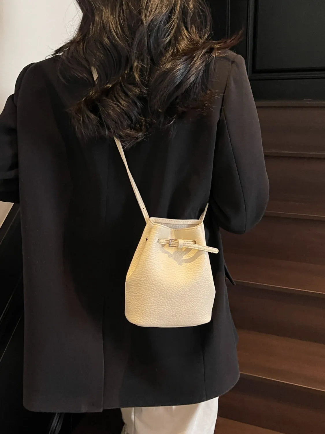 PU leather Bucket Bag - Luxe Damesmode & Kleding Collectie | Redblad Nederland