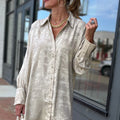 Jet Stream Solid Pattern Mini-Länge langärmeliges Umkleid mit langen Ärmeln - Foto 5