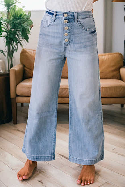 Beau Blue Mehrknopf-Pinstripe-Jeans mit weiten Beinen – Damenmode Bild 1