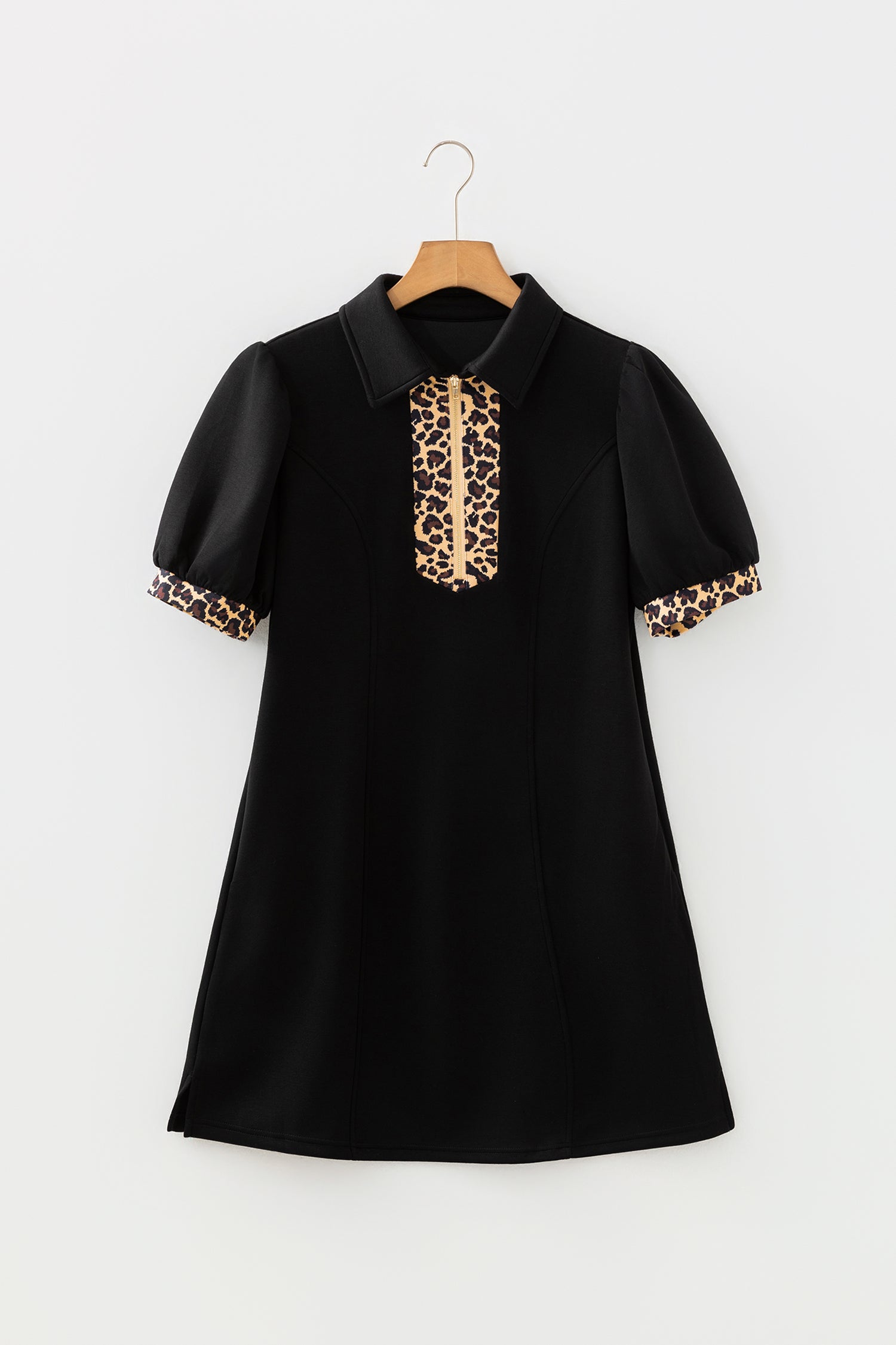Mini robe Mini Switch à manches bouffantes à col noir en patchwork léopard noir - Damesmode Afbeelding 5