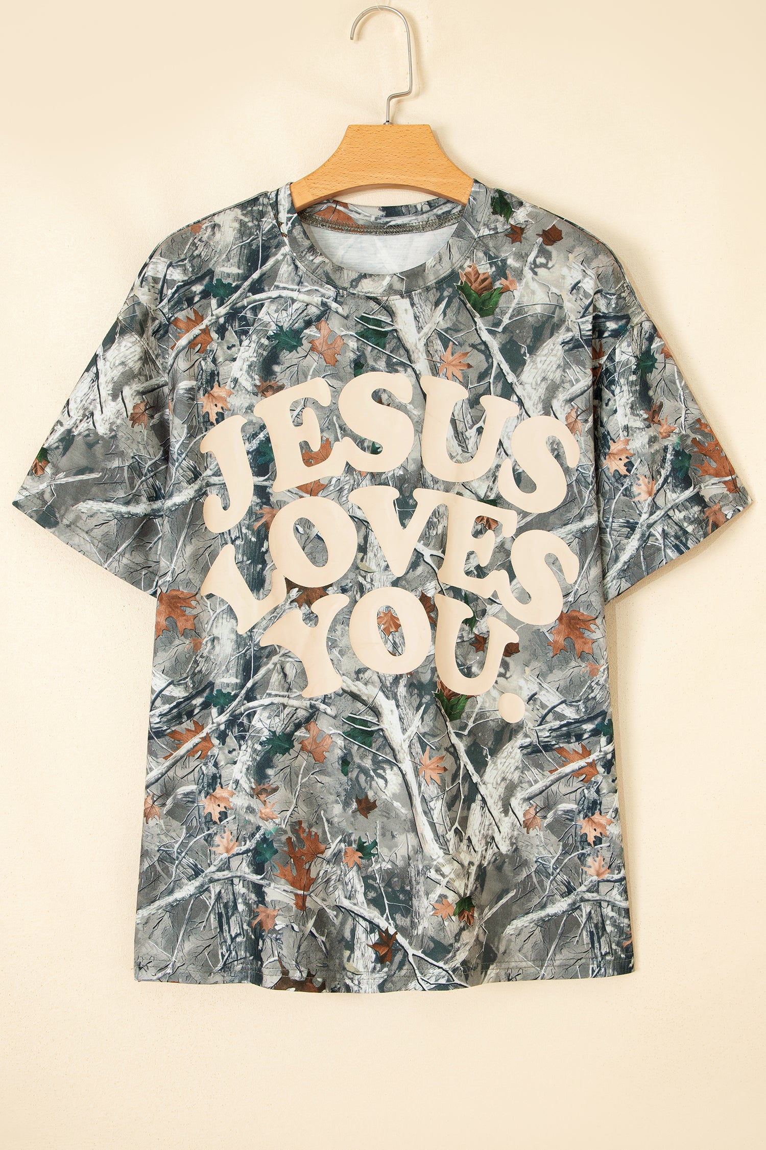 T-shirt décontracté Woodland Camo rose LOVE LIKE JESUS