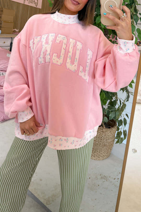 Sweat-shirt à manches longues à broderie florale rose à col haut, écusson floral