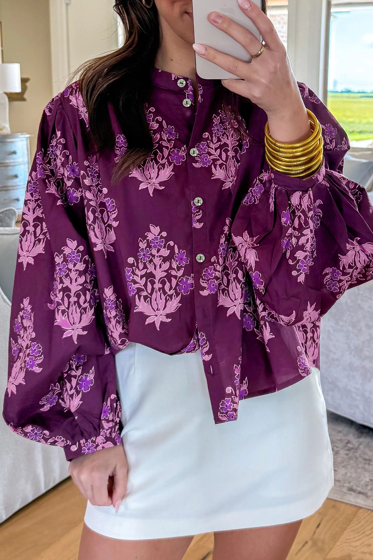Chemise à manches bouffantes à boutons à motifs floraux violets