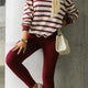 Sudadera con sudadera de rayas rojas y pantalones lisos de canaladura 2 piezas conjunto