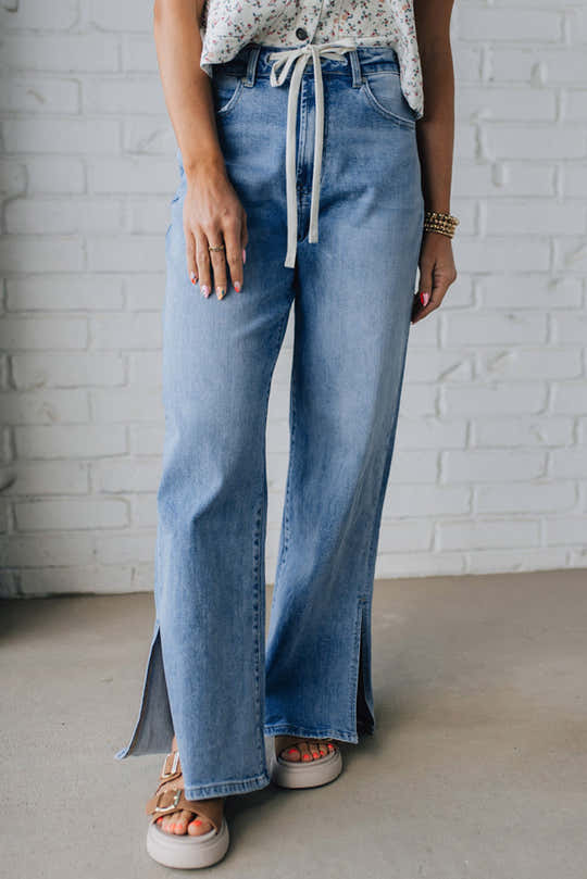 Jeans casual a taglio a cintura a taglio a gamba di Myosotis