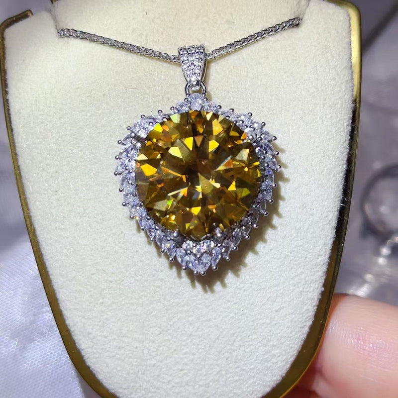 20 Carat Moissanite 925 Sterling Silver Pendant Necklace | Redblad 18K Solid Gold & Certified Natural Diamond Fine Jewelry