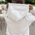Hellgrauer Patchwork-Tarn-Hoodie mit langen Ärmeln - Foto 2