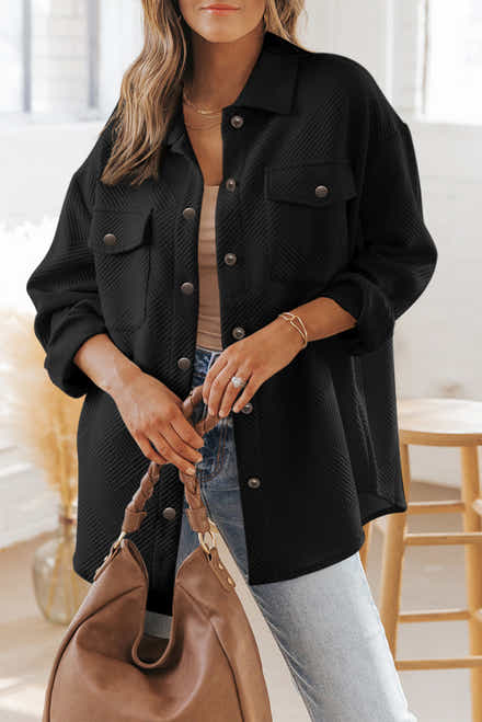 Black Solid Textured Flap Pocket Buttoned Shacket - Damesmode Afbeelding 1
