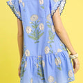 Weißes Wild-Blumenmuster-Minikleid mit Wellenbestickung und V-Ausschnitt mit tiefer Taille - Foto 5