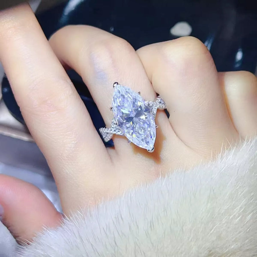 10 Carat Moissanite 925 Sterling Silver Ring | Redblad 18K Solid Gold & Certified Diamond Rings