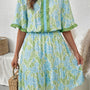 Himmelblaues Blumenmuster mit hohem Taillen-Rüschen-Mini-Minikleid mit kurzen Ärmeln