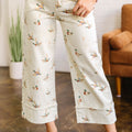 Beige Stylish Mallard Printed Cuffed Hem Shift Jeans - Damesmode Afbeelding 1 - Foto 1
