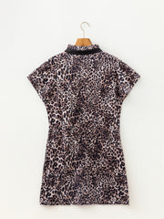 Brauner Leopardenmuster Mini-Shift-Silhouette-Kleid mit kurzärmeligen Mustern – Damesmode Afbeelding 7 - Miniatuur