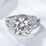 5 Carat  Moissanite Split Shank Ring | Redblad 18K Solid Gold & Certified Diamond Rings