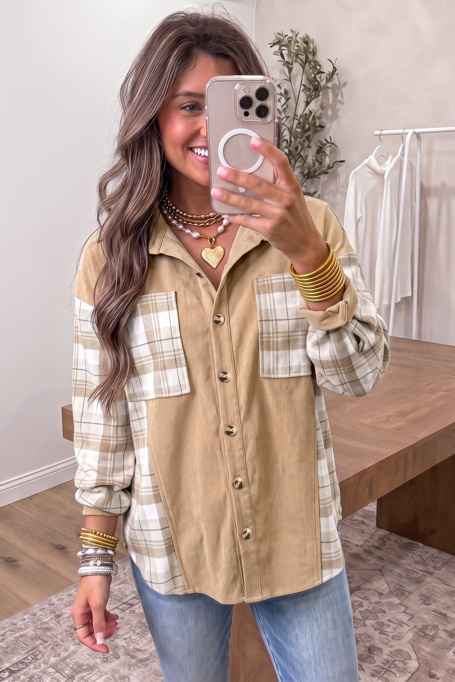 Lys fransk beige ternede farveblokke skjortekrave Shift Shacket