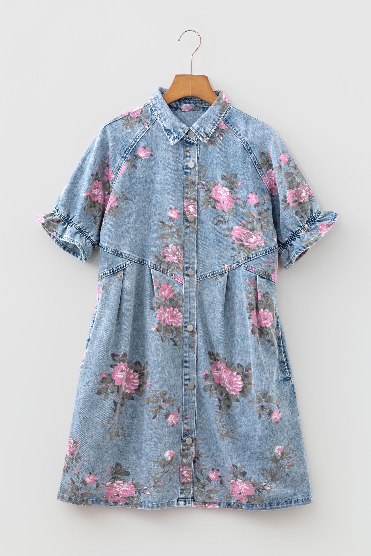 Robe en jean à manches courtes à manches courtes à motifs floraux bleu ciel
